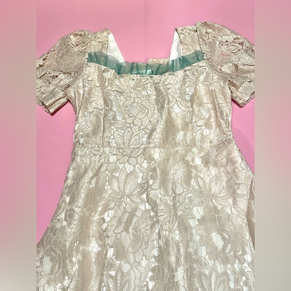 NEW Vintage Elegant Fairytale Lace Style Long Dress - Picture 12 of 14